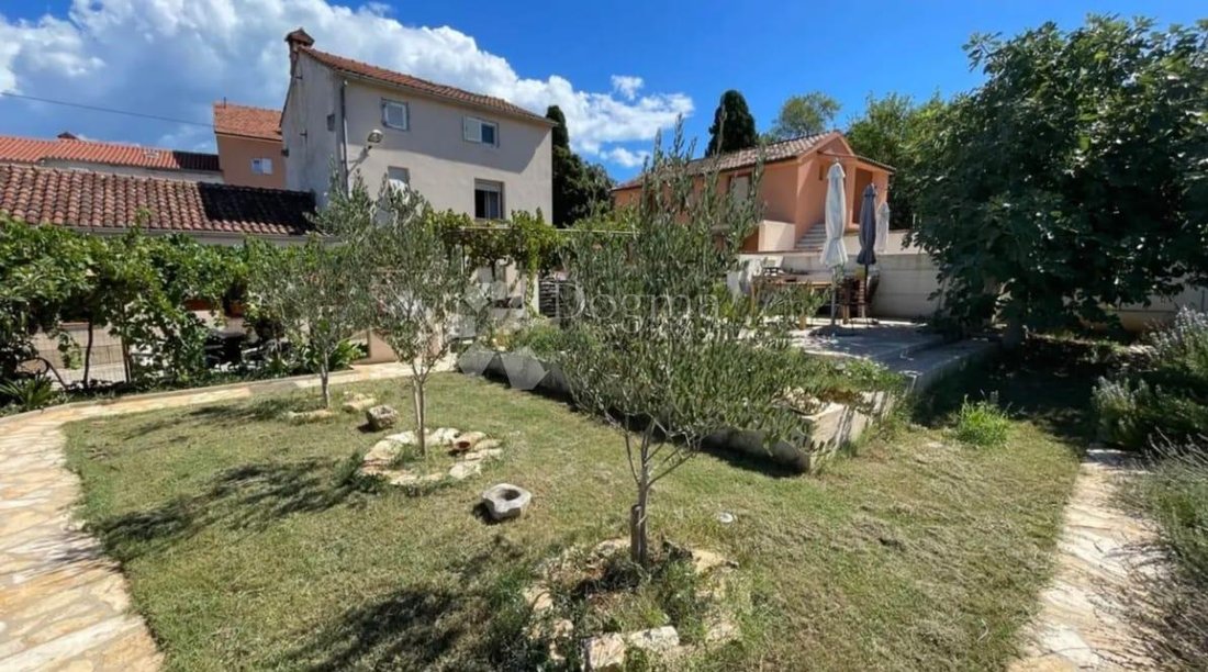 Casa en Vinkuran, Istria, Croacia 1 - 18890610