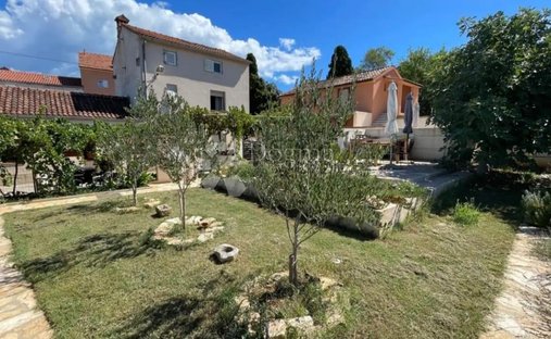 House in Vinkuran, Istria County, Croatia 1