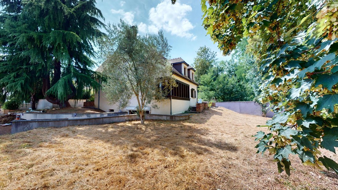 House in Montfermeil, Ile-de-France, France 2 - 18891384