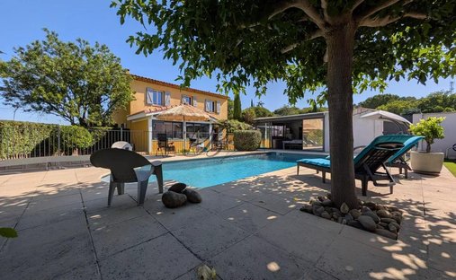 Villa in Centre Ancien, Pertuis, Frankreich 1