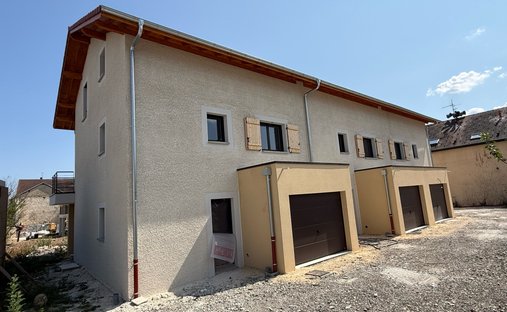 Casa a Ségny, Auvergne-Rodano-Alpi, Francia 1