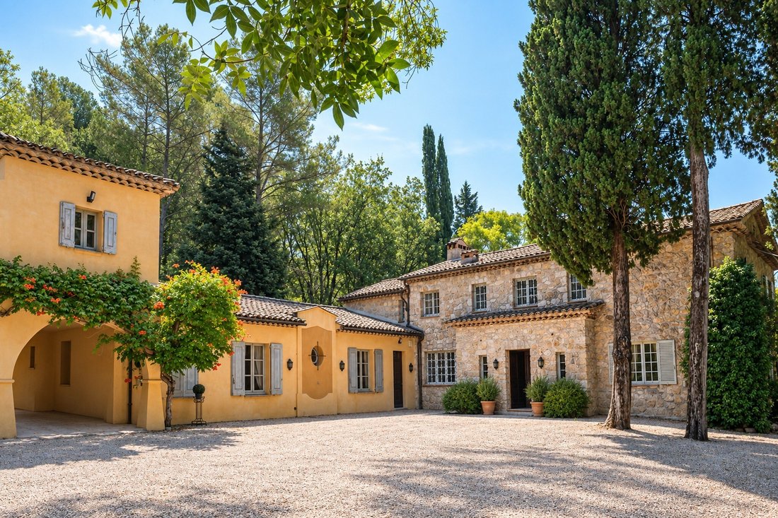 Maison à Châteauneuf-Grasse, Provence-Alpes-Côte d'Azur, France 4 - 17402045