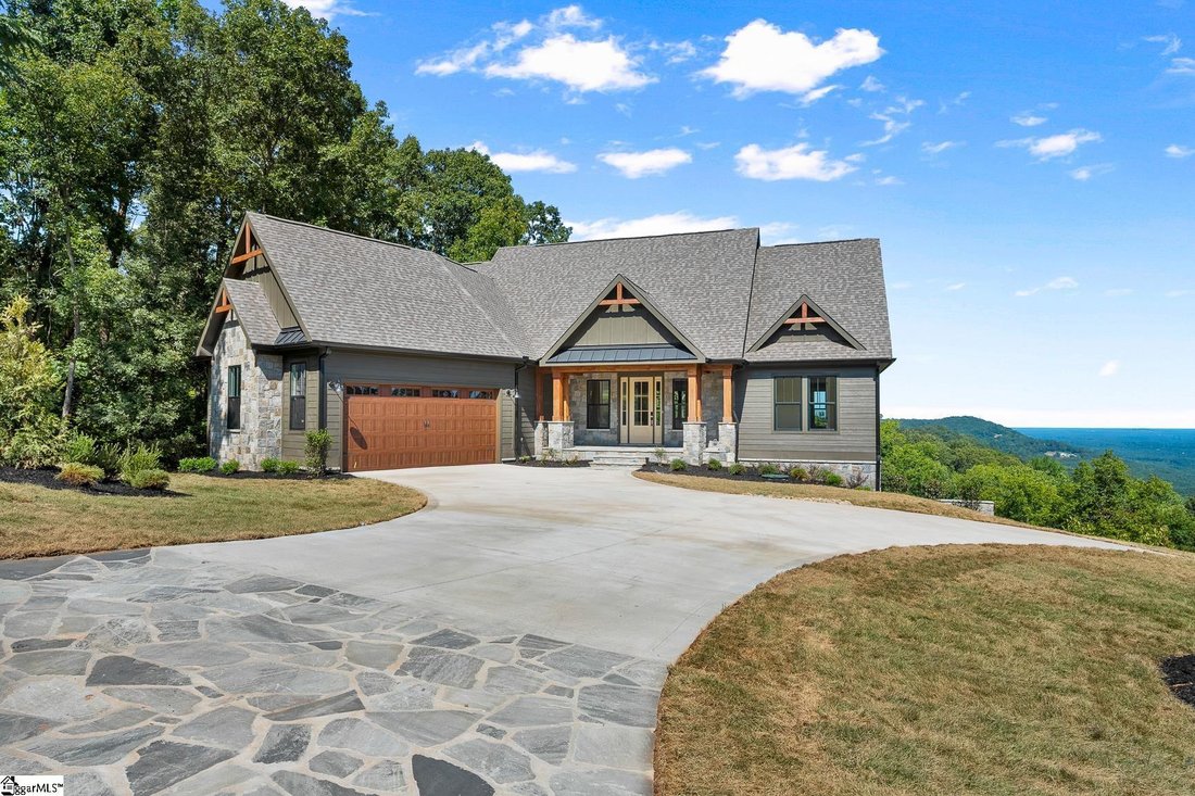 House in Landrum, South Carolina, United States 2 - 17793855
