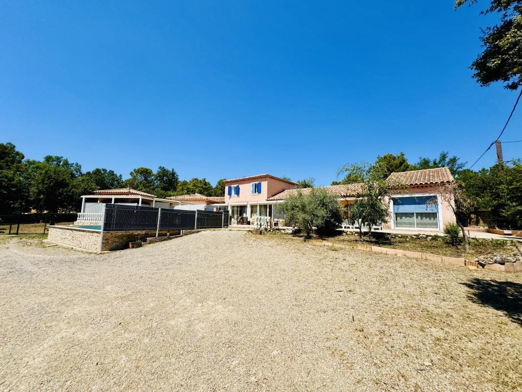 Casa a Régusse, Provenza-Alpi-Costa Azzurra, Francia 2 - 18880872