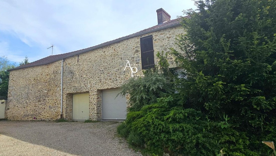 House in Les Clayes-sous-Bois, Ile-de-France, France 2 - 18885138