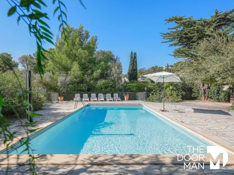 Casa en Hyères, Provenza-Alpes-Costa Azul, Francia 5 - 18884099