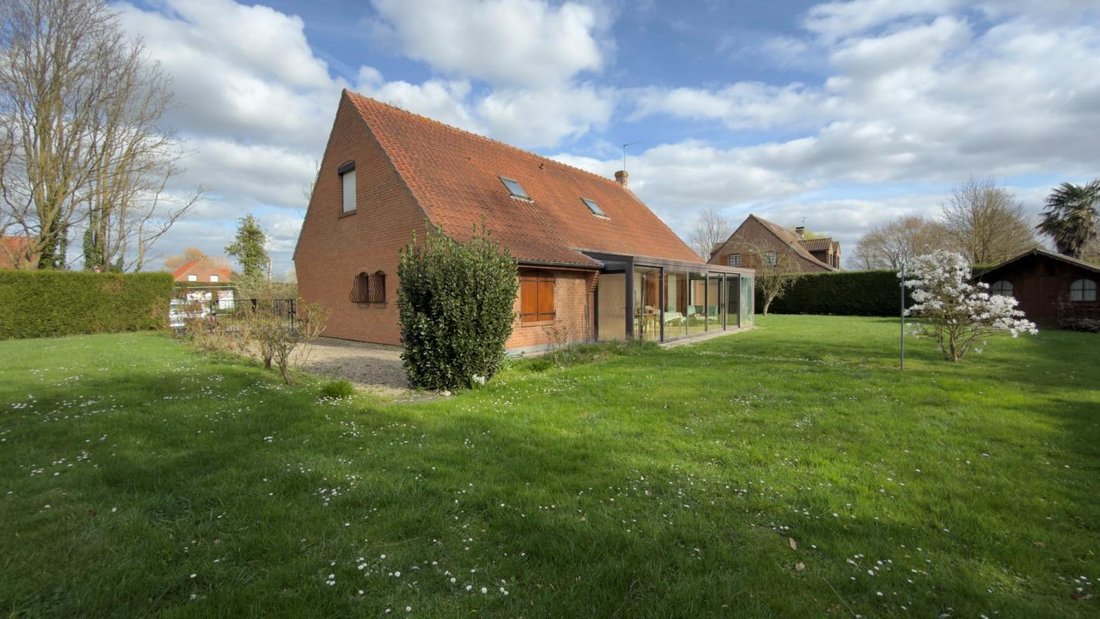 Casa a Ennetières-en-Weppes, Alta Francia, Francia 1 - 18890957