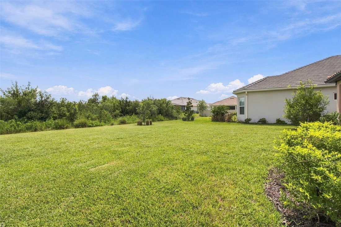 House in Zephyrhills, Florida, United States 3 - 18879227