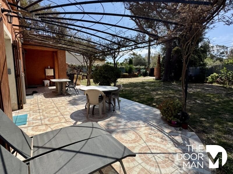 Casa a Hyères, Provenza-Alpi-Costa Azzurra, Francia 4 - 18883110