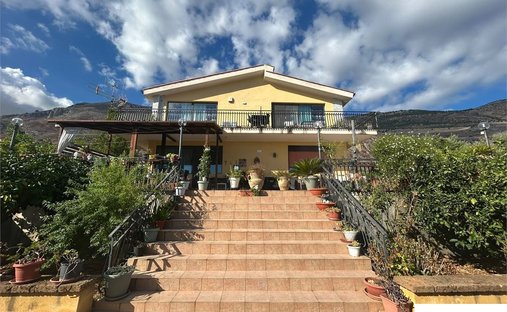 Villa à Villagrazia, Carini, Sicile 1