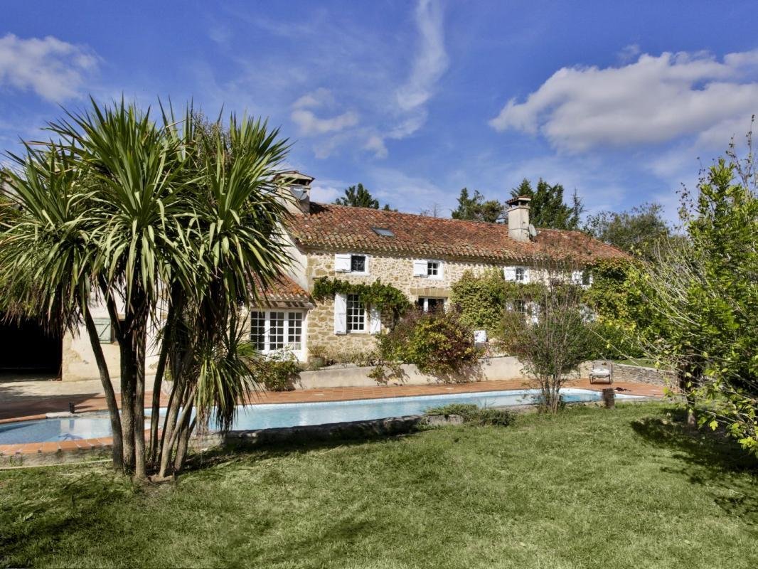 Casa en Vic-Fezensac, Occitania, Francia 1 - 18883087