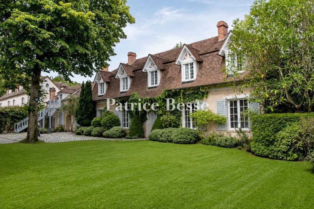 House in Gambaiseuil, Ile-de-France, France 2 - 18890964