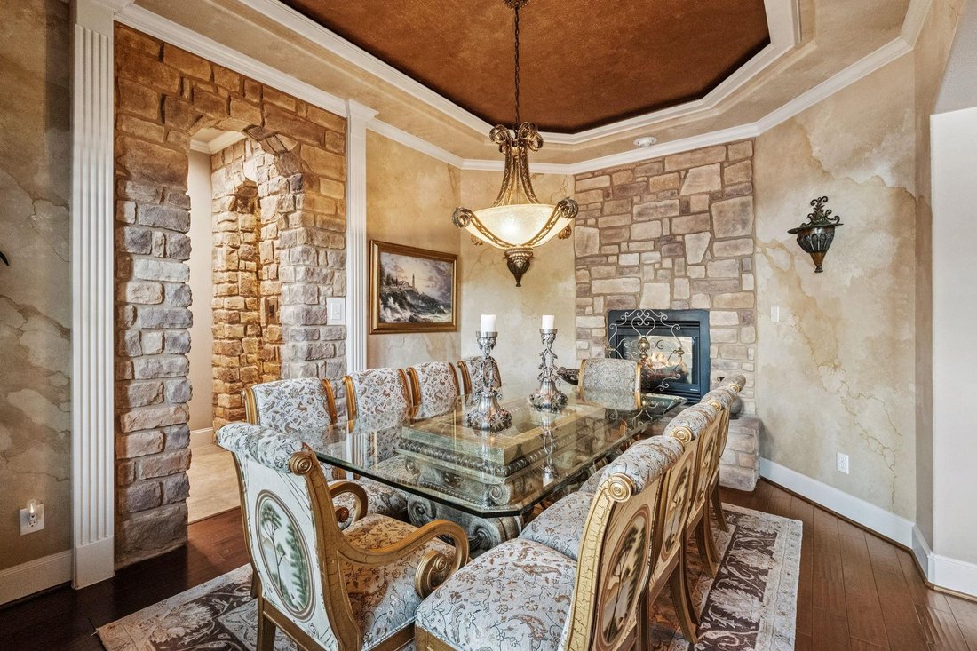 House in Humble, Texas, United States 4 - 18890492