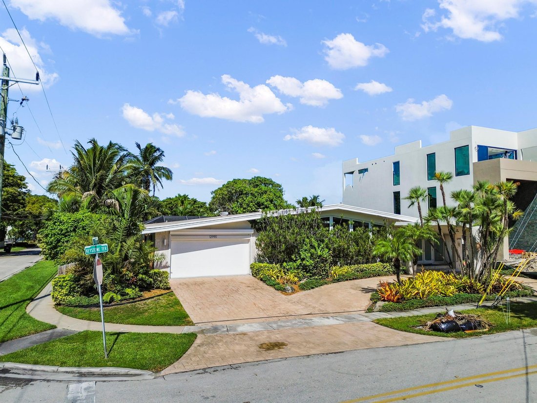 House in North Miami Beach, Florida, United States 1 - 18889866