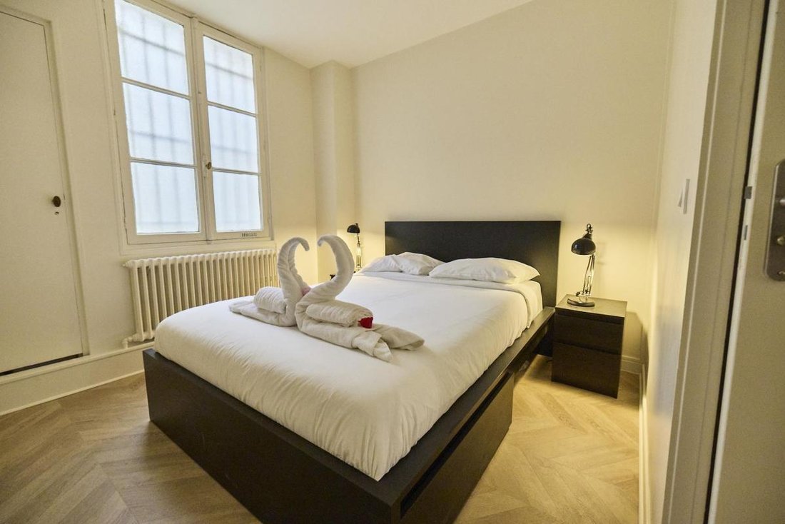 Apartment in La Fourche-Guy Môquet, Paris 17e Arrondissement, Paris 3 - 18884708