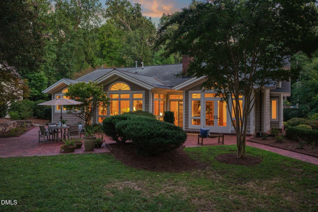 Casa a Chapel Hill, Carolina del Nord, Stati Uniti 4 - 18879287