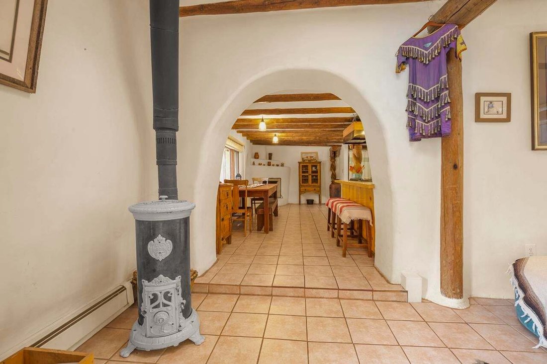 House in Taos, New Mexico, United States 5 - 18888313