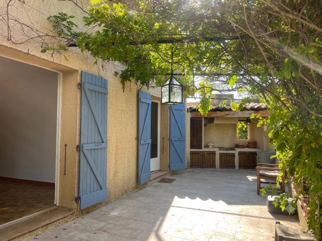 Villa en La Bastidonne, Provenza-Alpes-Costa Azul, Francia 5 - 18890893