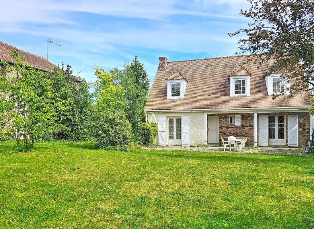 House in Les Clayes-sous-Bois, Ile-de-France, France 4 - 18885138