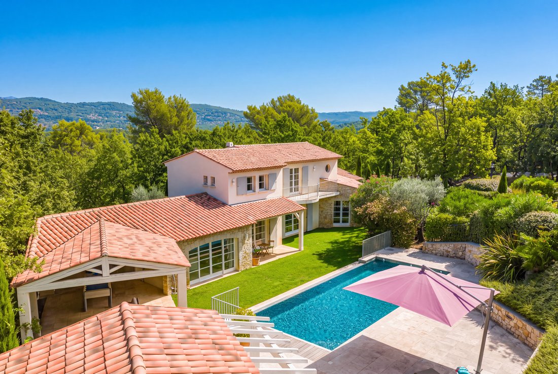 Haus in Tourrettes, Provence-Alpes-Côte d'Azur, Frankreich 1 - 18890687