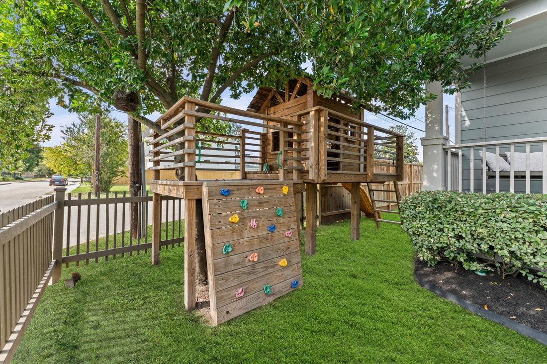 House in Houston, Texas, United States 4 - 18890448