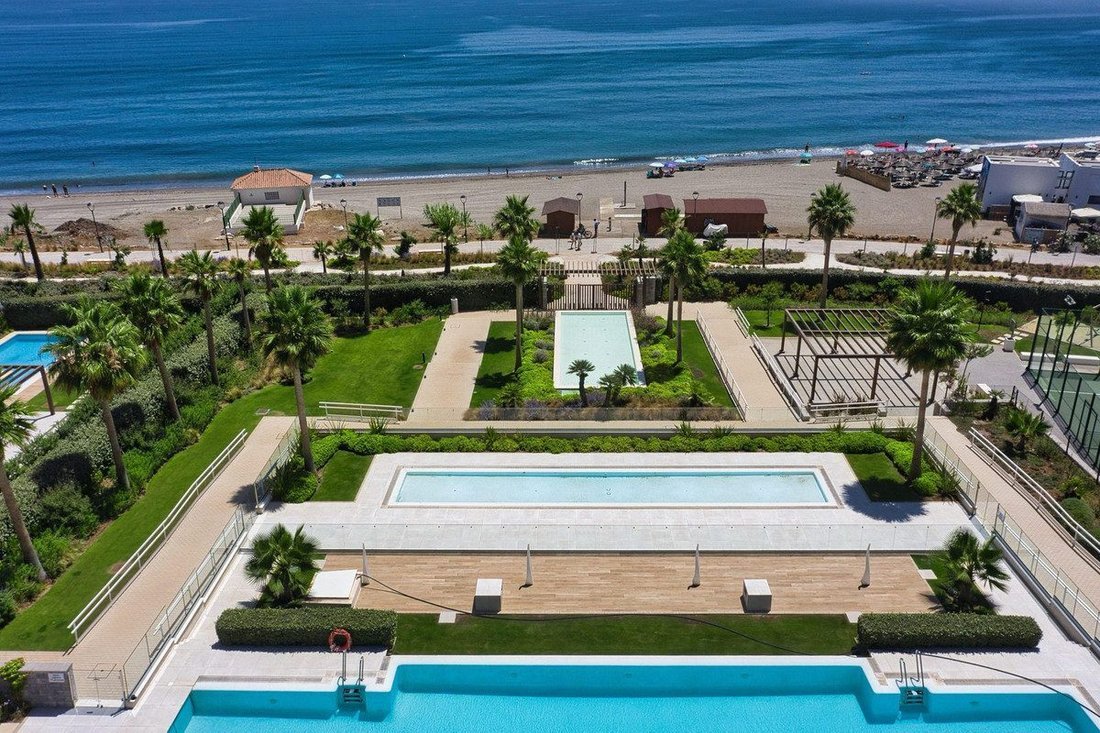 Apartment in Estepona, Andalusia, Spain 2 - 18889590