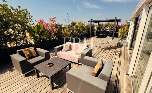 Apartment in Val de Cagne-Colline Route de Vence, Cagnes-sur-Mer, France 1