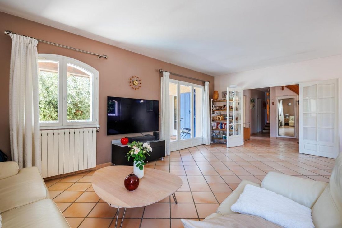 Haus in La Fourragère, Marseille, Provence-Alpes-Côte d'Azur 4 - 18885446