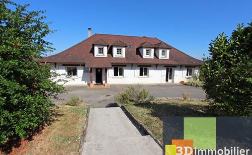 House in Saint-Amour, Bourgogne – Franche-Comté, France 1