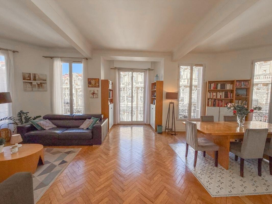 Apartamento en Niza, Provenza-Alpes-Costa Azul, Francia 1 - 18887046