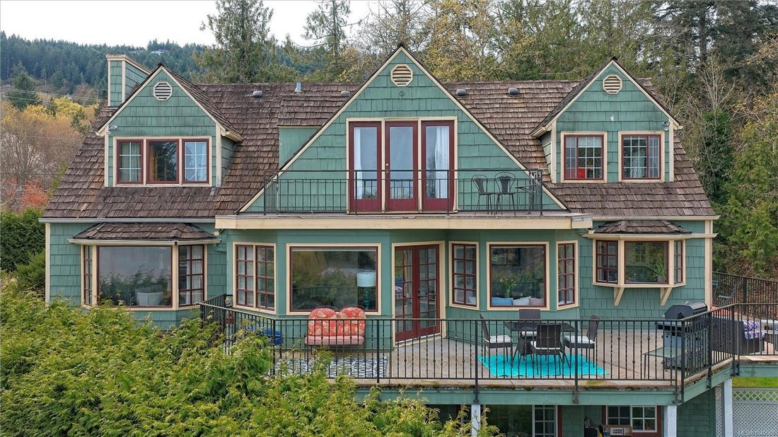 House in Galiano Island, British Columbia, Canada 2 - 18892788