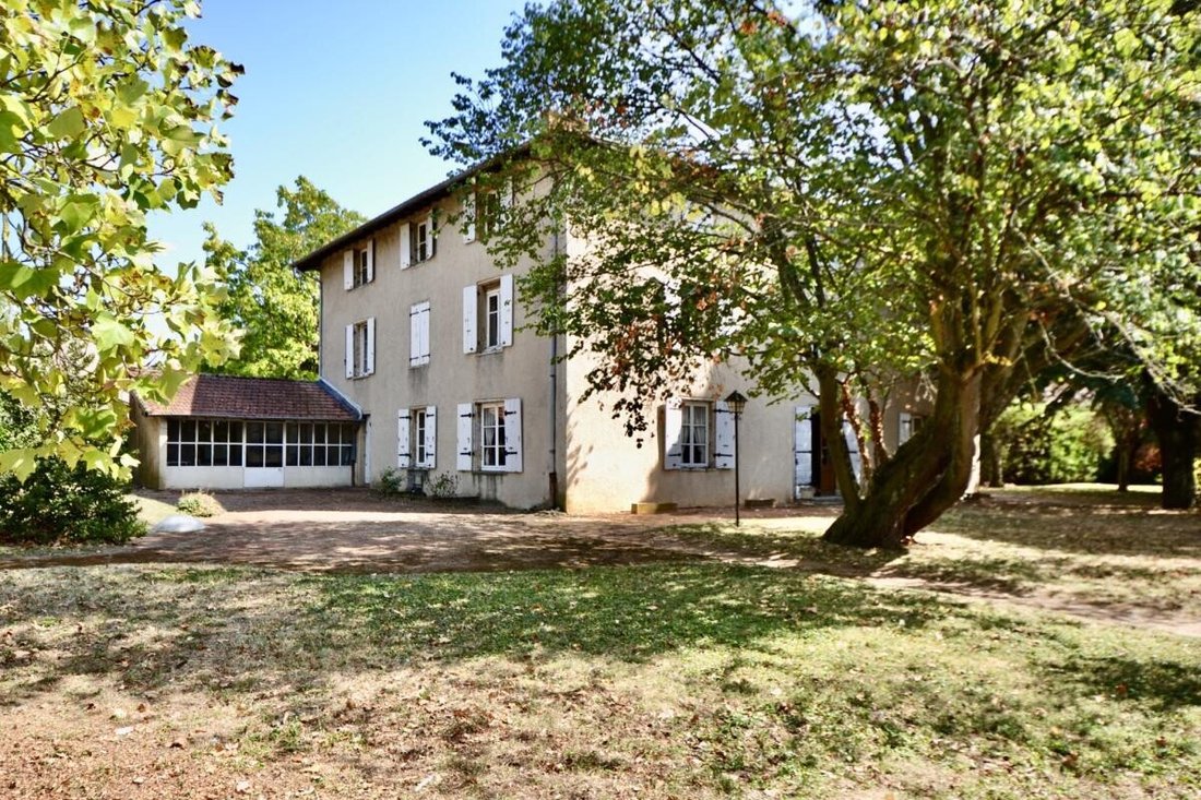 Haus in Sathonay-Village, Auvergne-Rhone-Alpen, Frankreich 1 - 18885031
