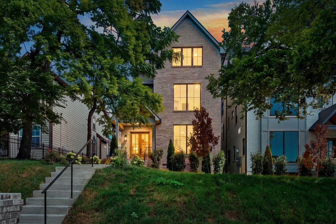 Co Op in Nashville, Tennessee, United States 1 - 18889061