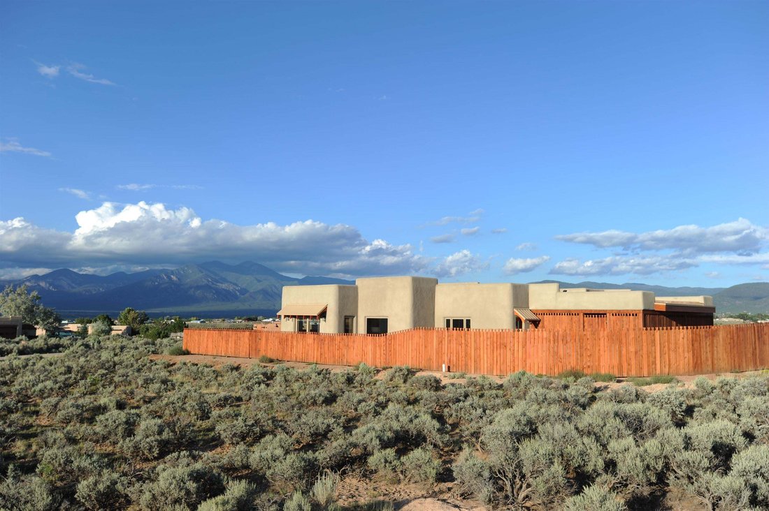 House in Ranchos de Taos, New Mexico, United States 4 - 18888110
