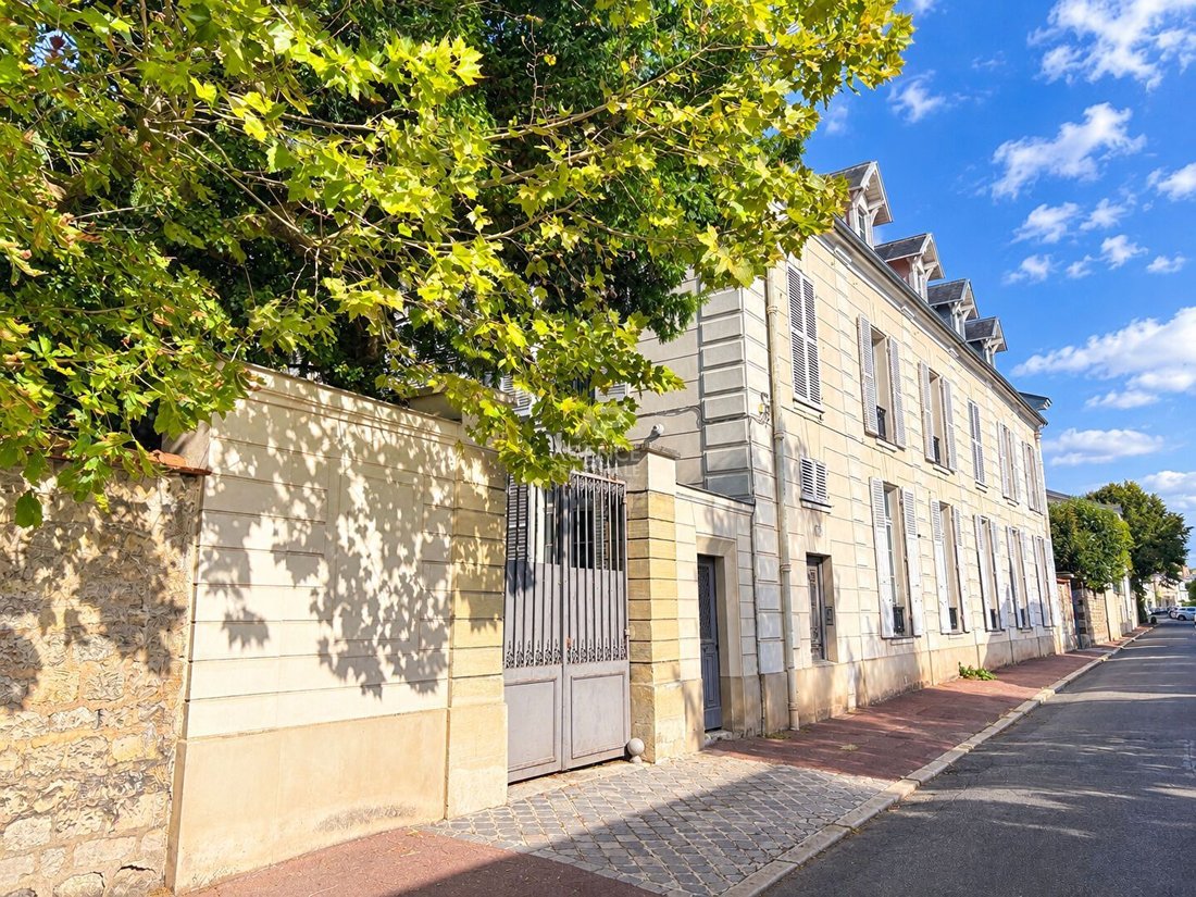 Apartamento en Forêt, Saint-Germain-en-Laye, Francia 1 - 18884292