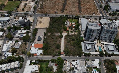 Land in Mérida, Yucatán, Mexiko 1