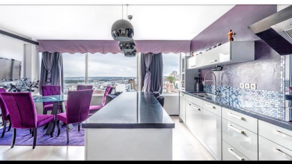 Apartamento en Puteaux, Isla de Francia, Francia 1 - 18883848