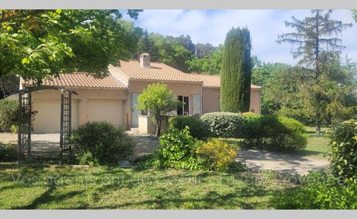 House in Belcodene, Provence-Alpes-Côte d'Azur, France 1