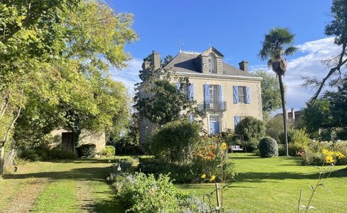 Maison à Mirande, Occitanie, France 1