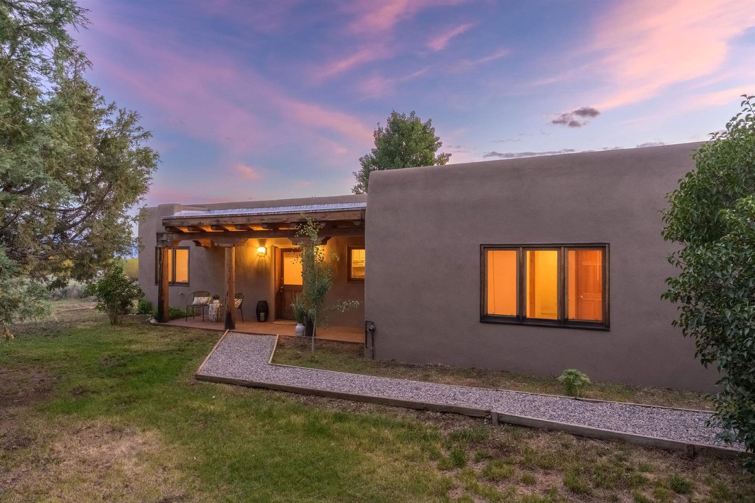 House in Arroyo Seco, New Mexico, United States 3 - 18888378