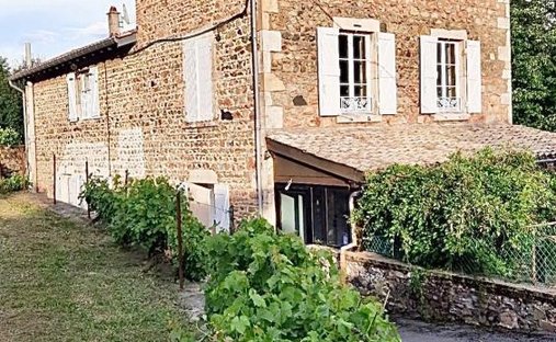 House in Beaujeu, Auvergne-Rhône-Alpes, France 1