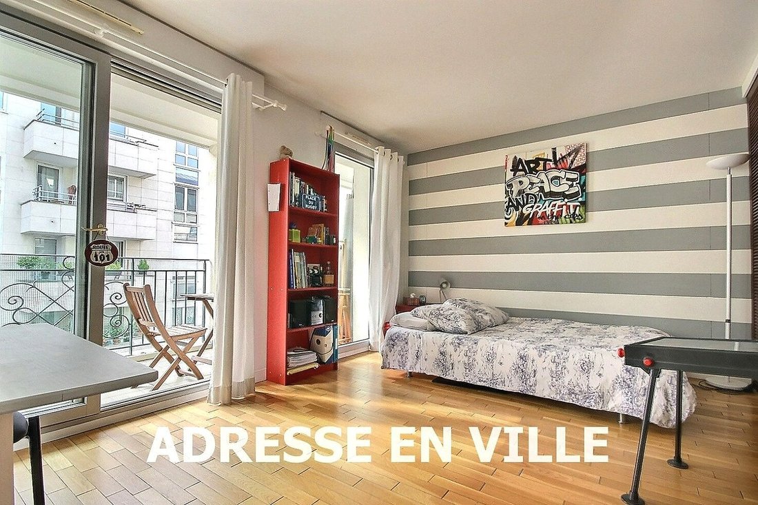 Apartment in Hôtel de Ville-Planchette, Levallois-Perret, France 5 - 18883561