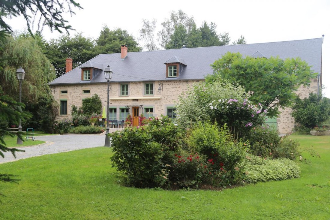 Maisons de campagne à Montsauche-les-Settons, Bourgogne-Franche-Comté, France 1 - 18882427