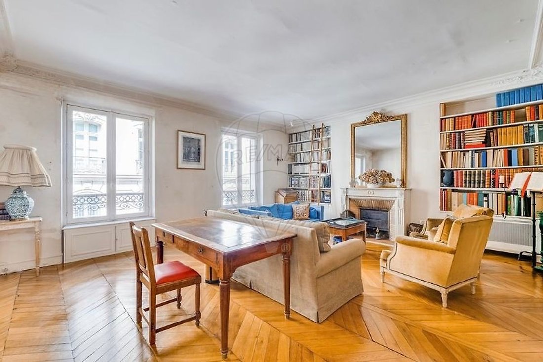 Apartment in Invalides, Paris 7e Arrondissement, Paris 1 - 18883898