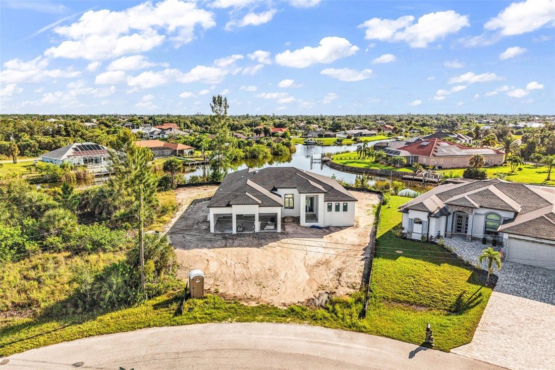 Haus in Port Charlotte, Florida, Vereinigte Staaten 2 - 18889124