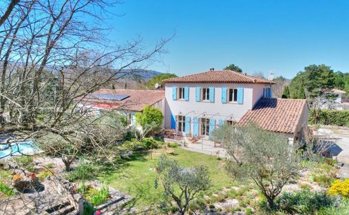 Casa a Neoules, Provenza-Alpi-Costa Azzurra, Francia 1