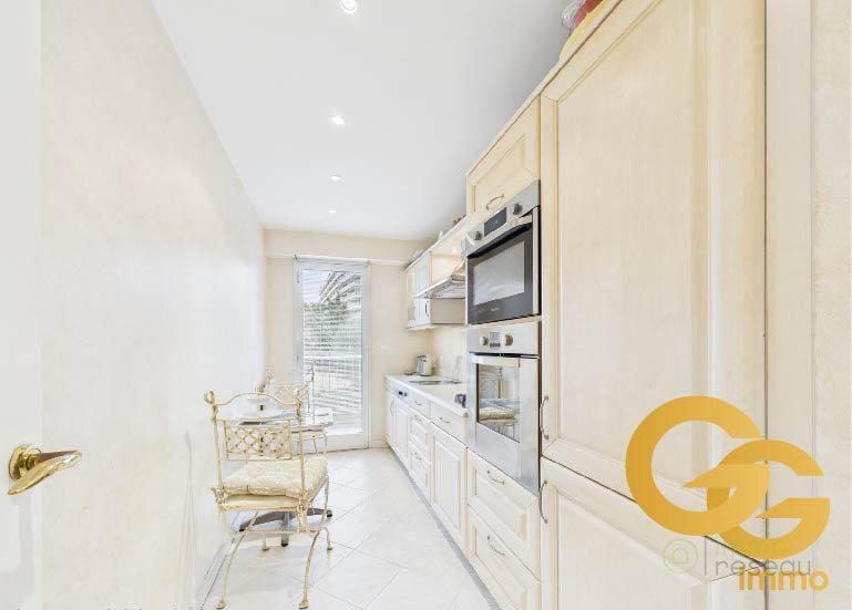 Apartment in Cannes, Provence-Alpes-Côte d'Azur, France 3 - 18884930