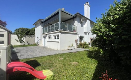 House in Bezannes, Grand Est, France 1