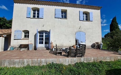 Villa in Arles, Provence-Alpes-Côte d'Azur, France 1