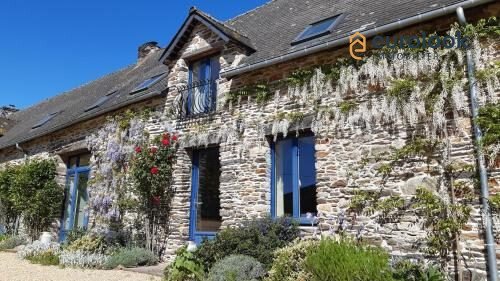 Casa di campagna a Ruffiac, Bretagna, Francia 1 - 18881752